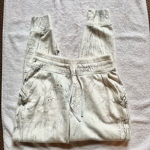 Lululemon Warm down Jogger